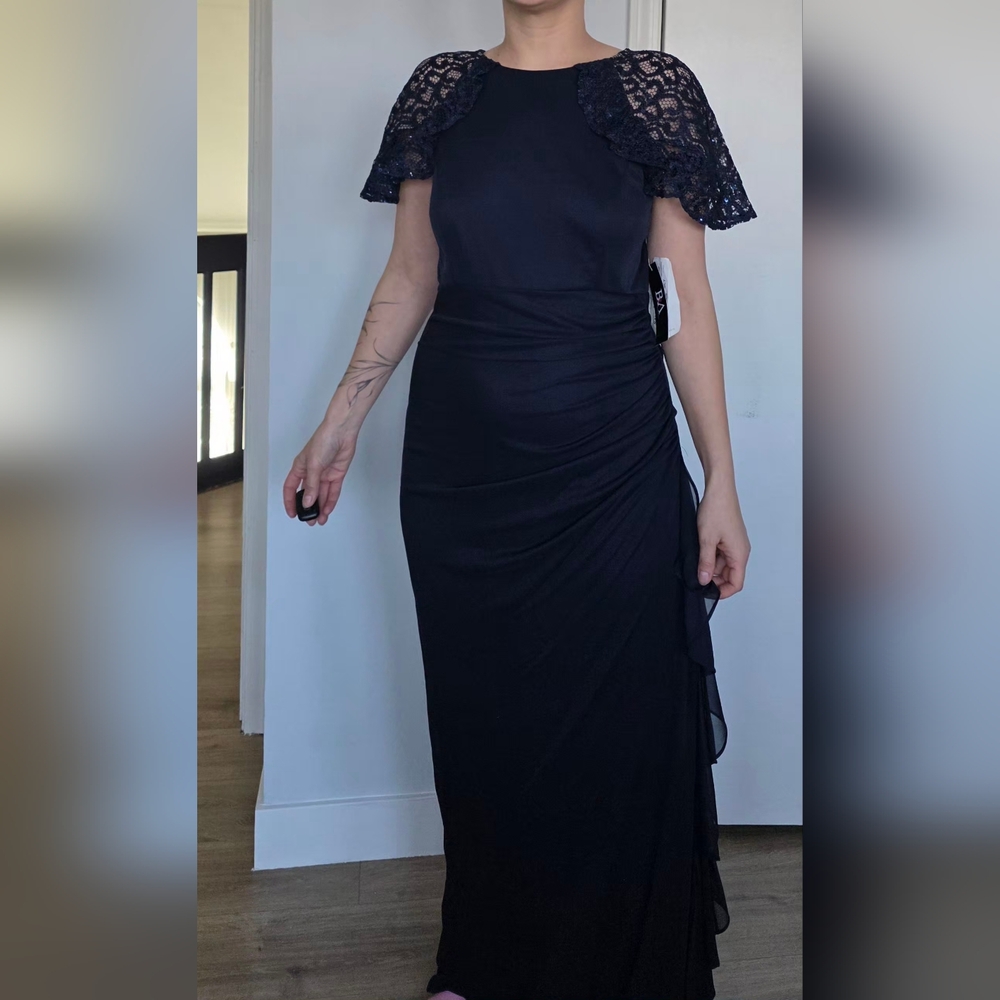 Betsy & Adam Black Ruched Maxi Dress